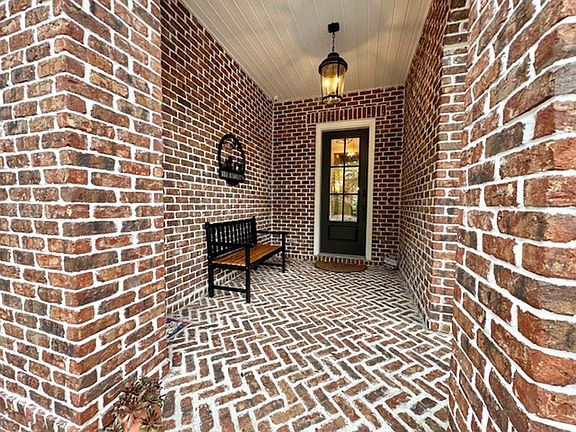 3rd image of 1644 Ella Ln