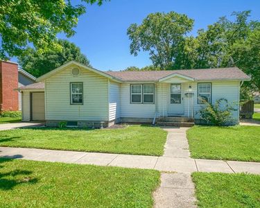 1009 S 4th St, Oregon, IL, 61061