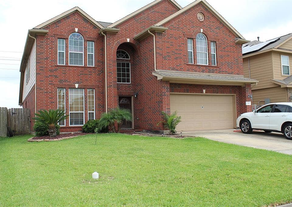 1st image of 216 Splintered Arrow Dr