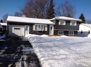 31 Francine Dr, Rochester, NY 14606