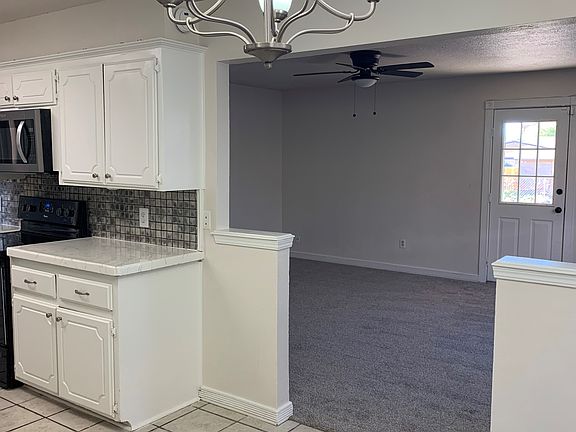 5th image of 1001 S Bouziden Dr
