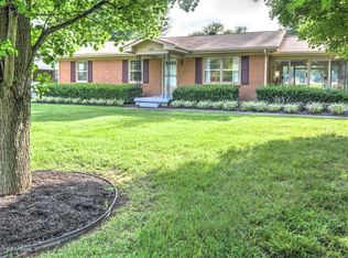 285 Dennis Dr, Shepherdsville, KY 40165