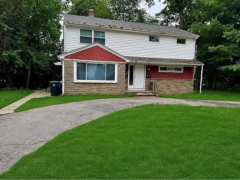 2 bed, 1092 sqft, $2,300 — Photo 1