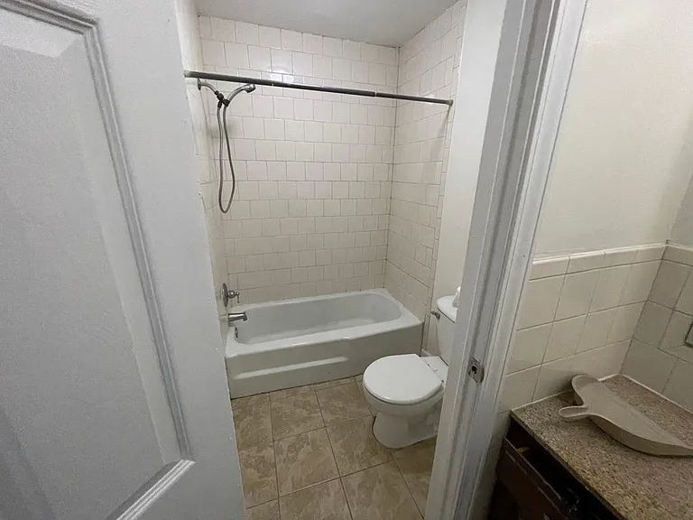 1717 Providence Rd — Photo 16