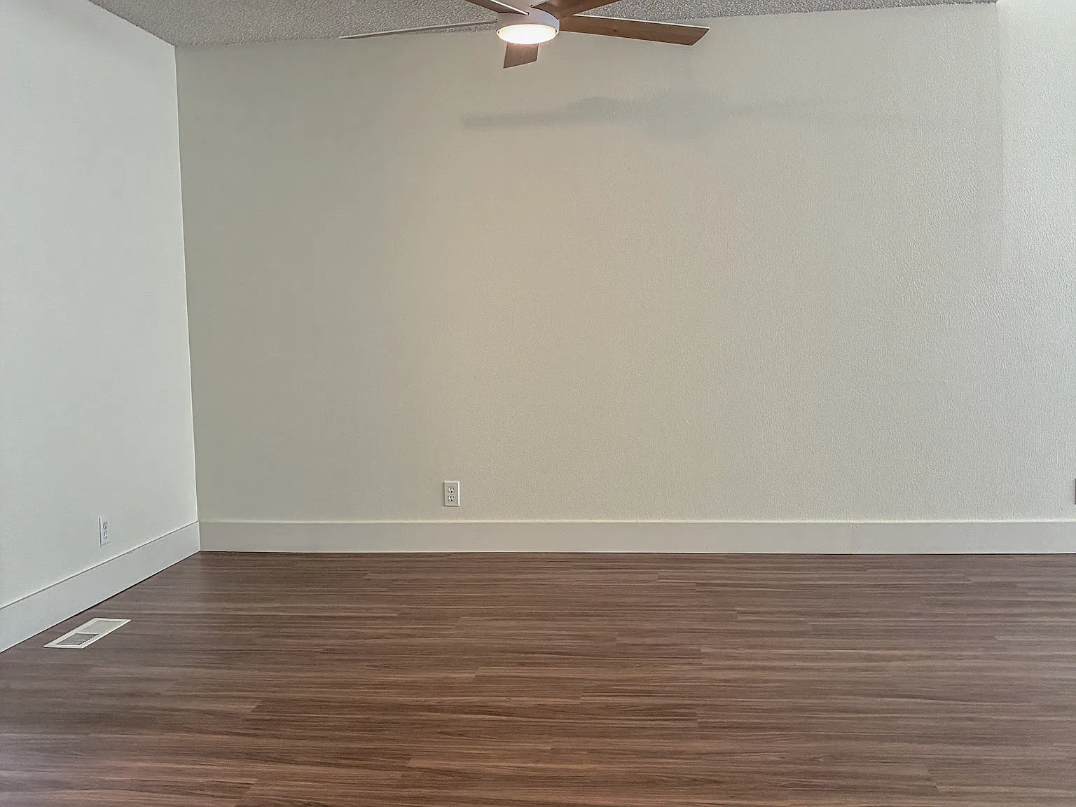 2 bed, 967 sqft, $1,395 — Photo 3