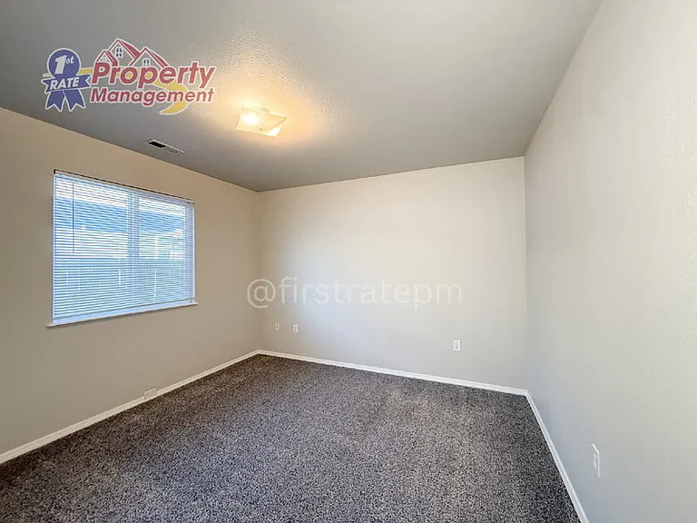 2914 W Stewart Ave #201 — Photo 16