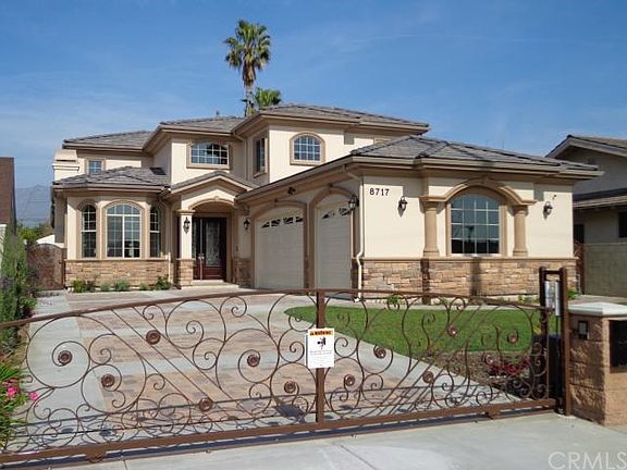 3rd image of 8717 E Hermosa Dr