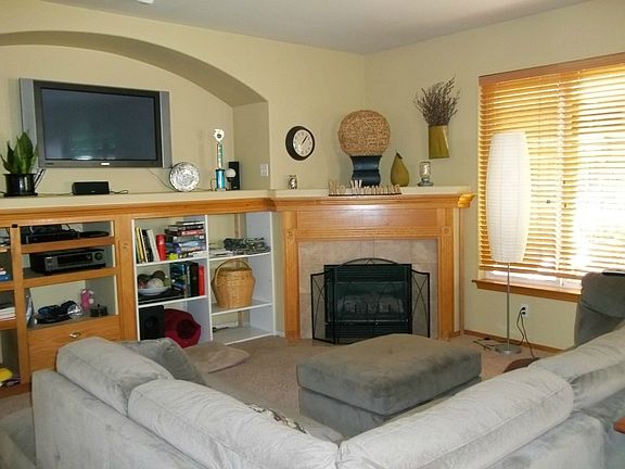 5th image of 12620 194th Avenue Ct E