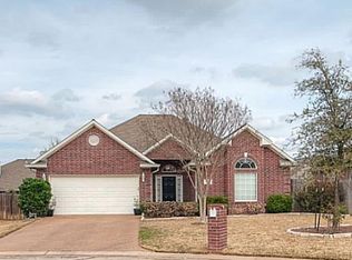 3305 Fredrick Ct, College Station, TX 77845