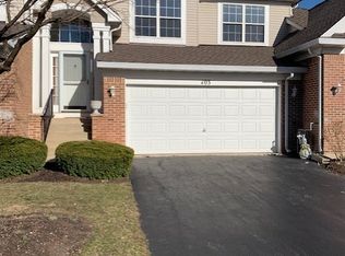 103 Bay Dr, Itasca, IL 60143