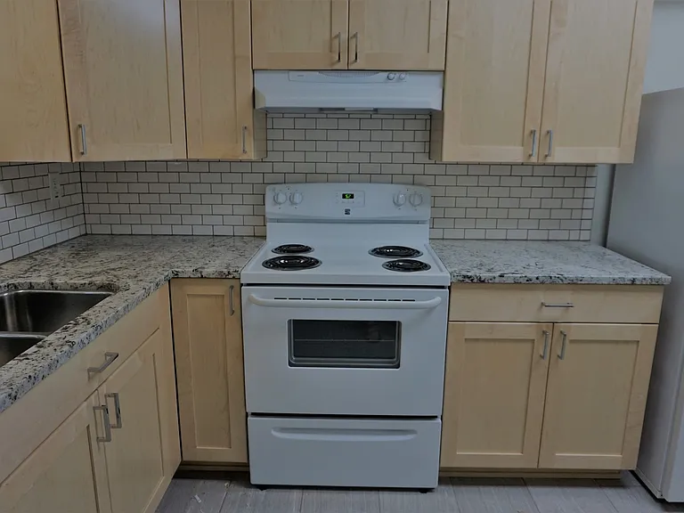 2906 Geary St SE — Photo 4