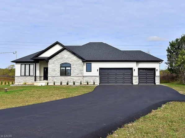 8373 Silver St, Caistor Centre, ON L0R 1E0
