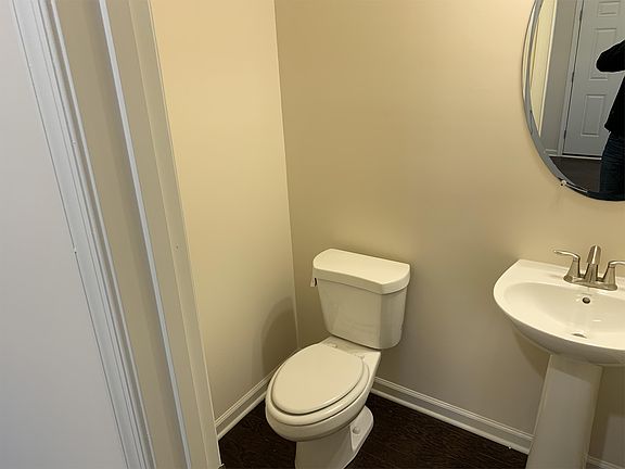 5th image of 41 Witter Cir