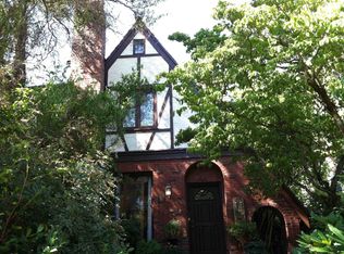 4334 NE 43rd St, Seattle, WA 98105