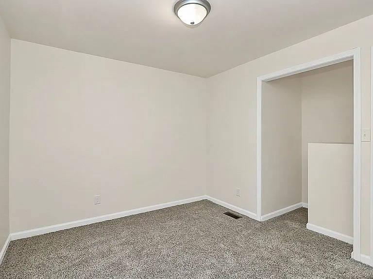 518 Echodale Dr — Photo 11