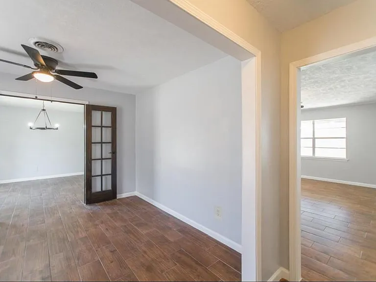 8503 Braes River Dr — Photo 14