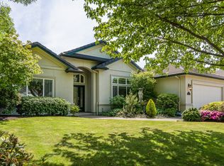 811 Royaldel Ln, Springfield, OR 97477