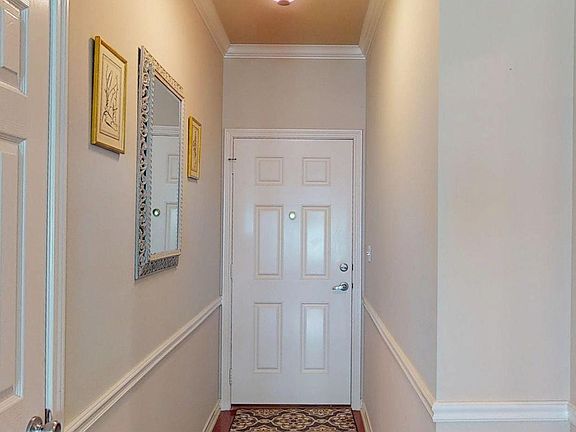 3rd image of 421 W Cumberland Rd APT 601