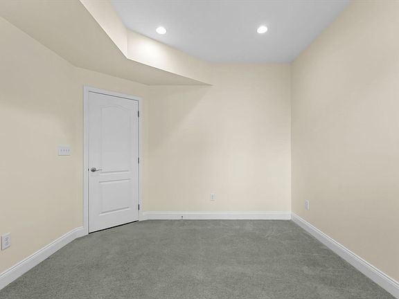 5th image of 57 Townsend Blvd #57