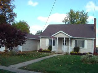 629 E Jackson St, Maroa, IL 61756