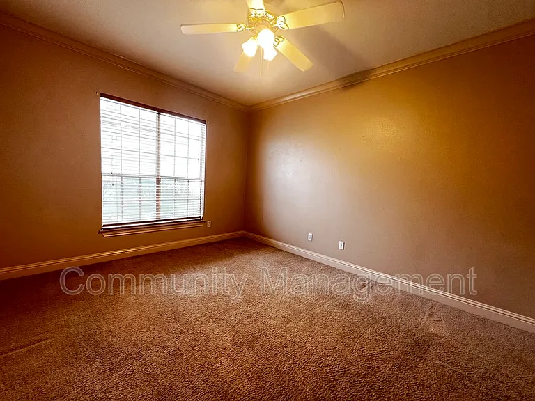 710 E Boyd Dr #1008 — Photo 7