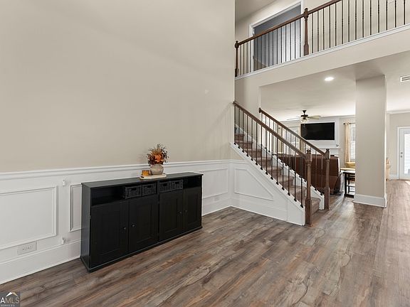 4th image of 3810 Corbell Ct