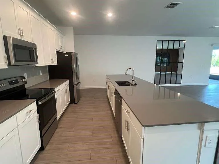 11701 Language Way — Photo 6
