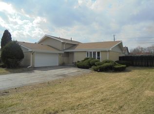 19028 Harding Ave, Flossmoor, IL 60422