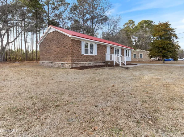 1728 Black Jack Simpson Road, Greenville, NC 27858
