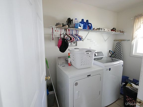5th image of 17191 Franklin Loop