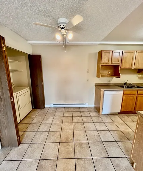 Sycamore Gardens Apartments — Photo 13