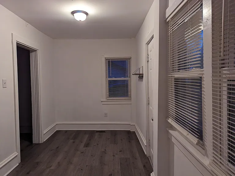 322 Main St — Photo 12
