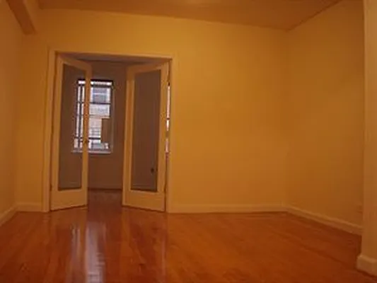Rented by Douglas Elliman | media 27