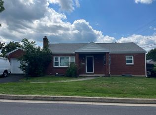 110 S Corl St, State College, PA 16801
