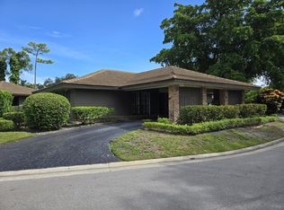 600 Cypress Key Dr, Atlantis, FL 33462