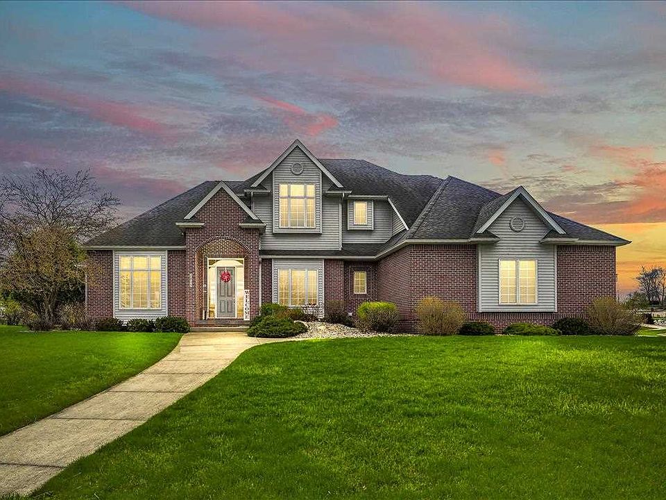 1st image of 2805 Country Meadow Ln