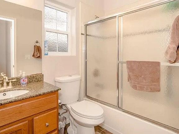 4th image of 1527 Hutchison Valley Dr