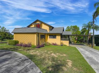 913 Campbell Ave, Lake Wales, FL 33853