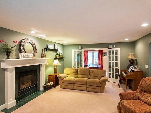 5th image of 1168 Gold Crest Dr