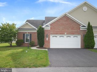 780 Shook Ct E, Greencastle, PA 17225