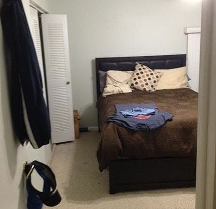 3rd image of 815 NE 28th St APT 203