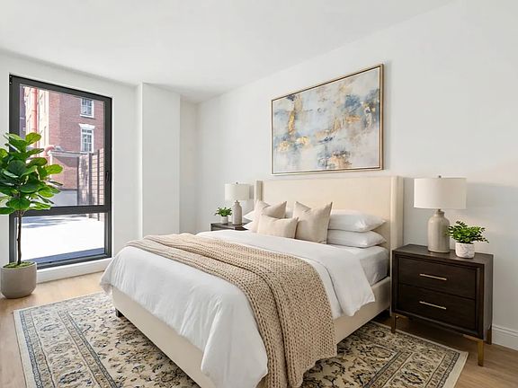 5th image of 300 W 136th St #3C