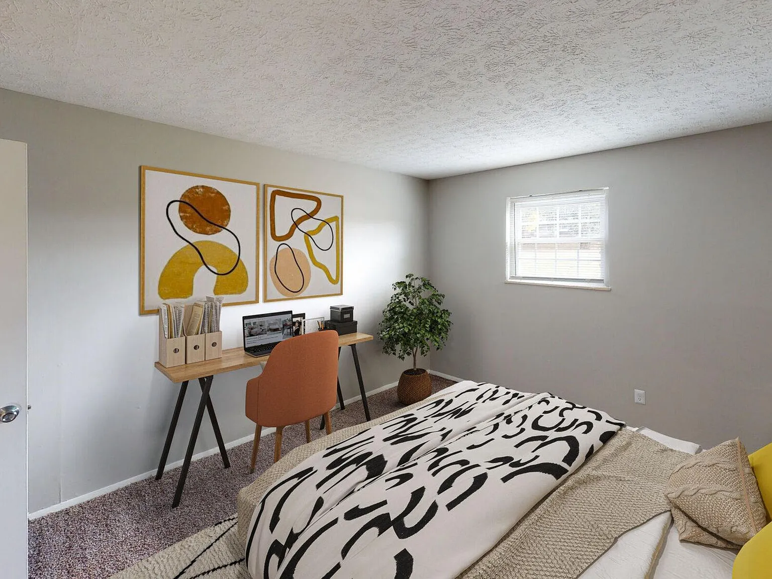 Springhurst East Apartments — Photo 2