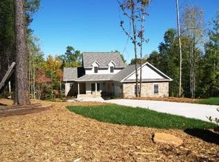 318 Penbroke Ct, Six Mile, SC 29682