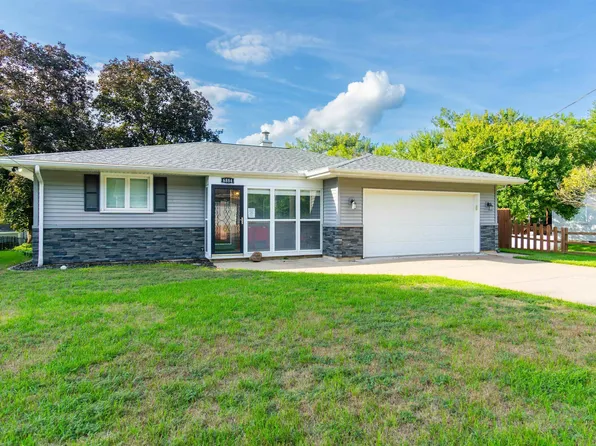 6884 Bass Rd, Manito, IL 61546