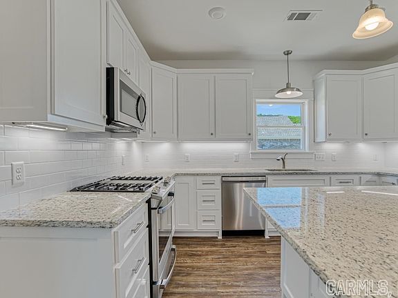 5th image of 43 Wellswood Dr