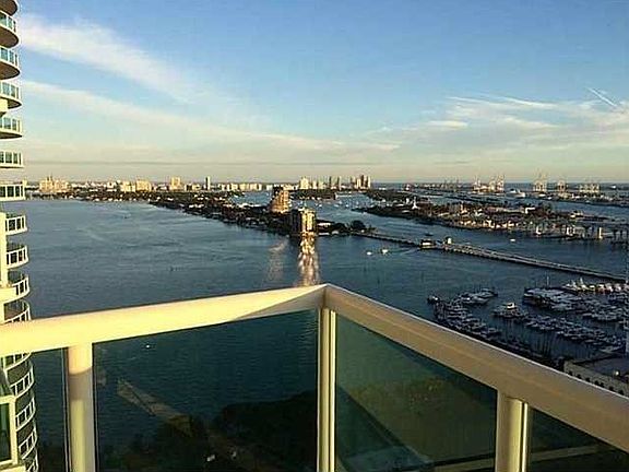 2nd image of 1800 N Bayshore Dr APT 3115