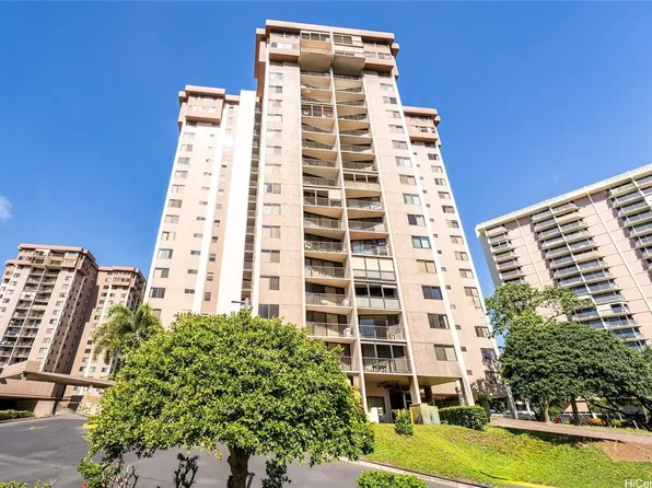 98-487 Koauka Loop APT B1204, Aiea, HI 96701