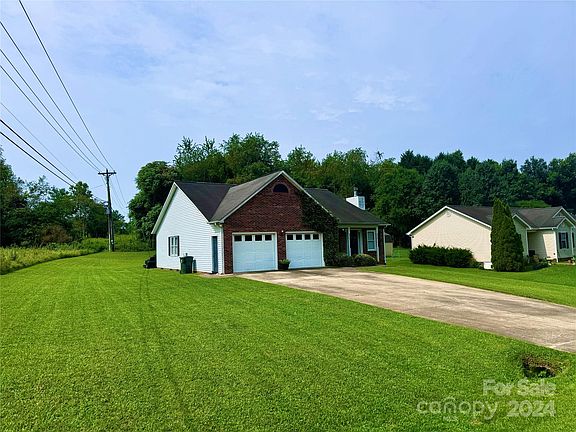 2nd image of 126 Freshfield Dr