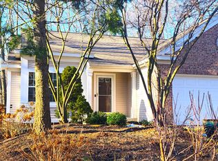 5851 Lyn Haven Dr SE, Kentwood, MI 49512